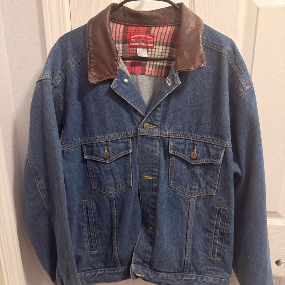 (1994) Marlboro Country Store Denim Trucker Jacket - Blue - L